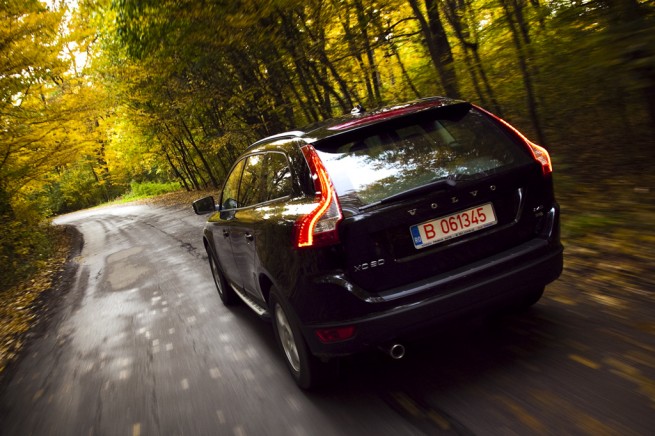Volvo XC60 DRIVe (sursa - 0-100.ro)