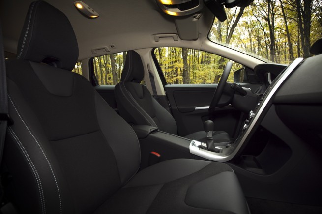 Volvo XC60 DRIVe (sursa - 0-100.ro)