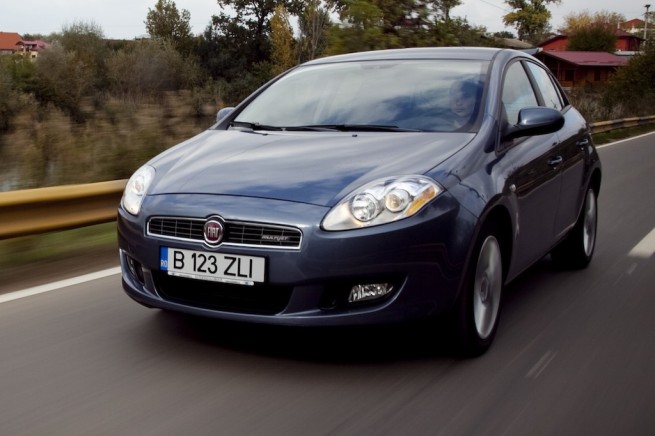 Placuta Numar de Inmatriculare cu Trei Cifre (sursa - 0-100.ro)