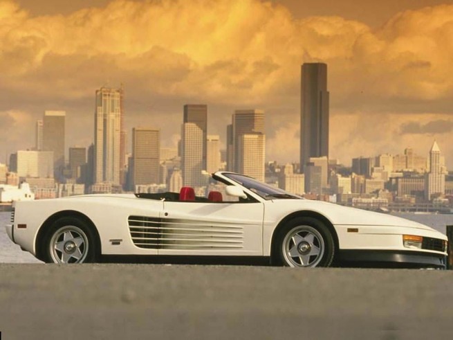Ferrari Testarossa (sursa - cars-wallpapers.net)