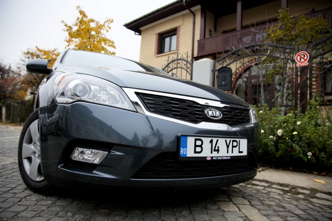 Kia Cee'd facelift 2010 (sursa - 0-100.ro)