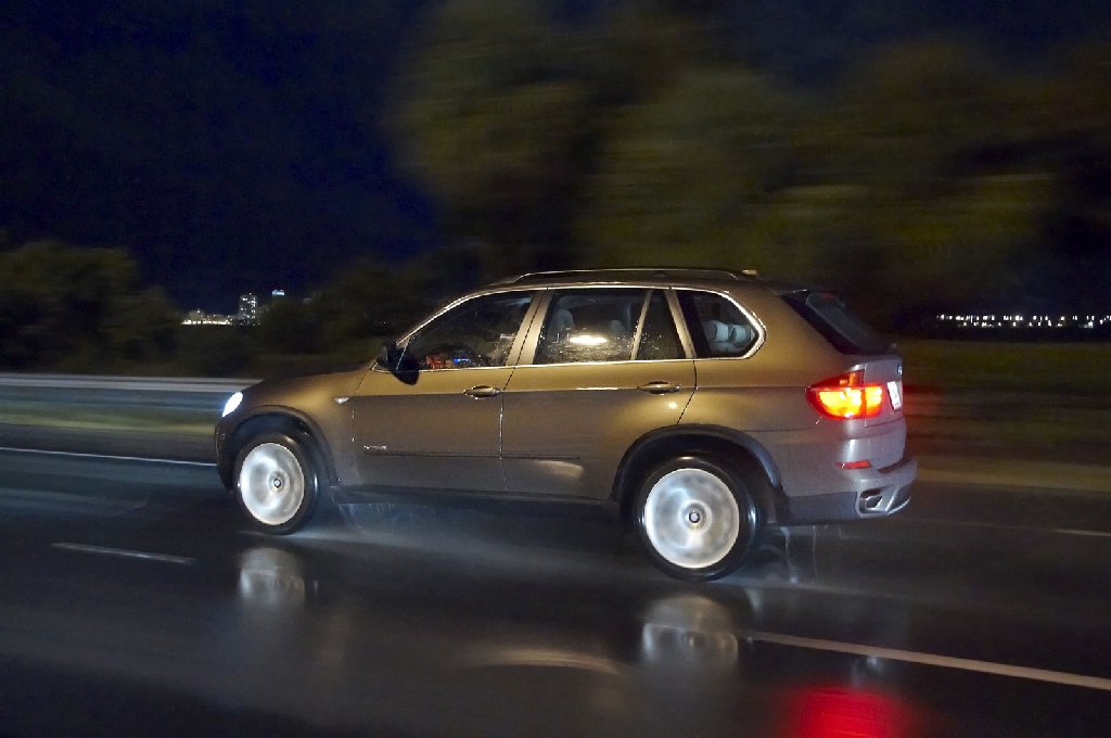 BMW X5 2010 03