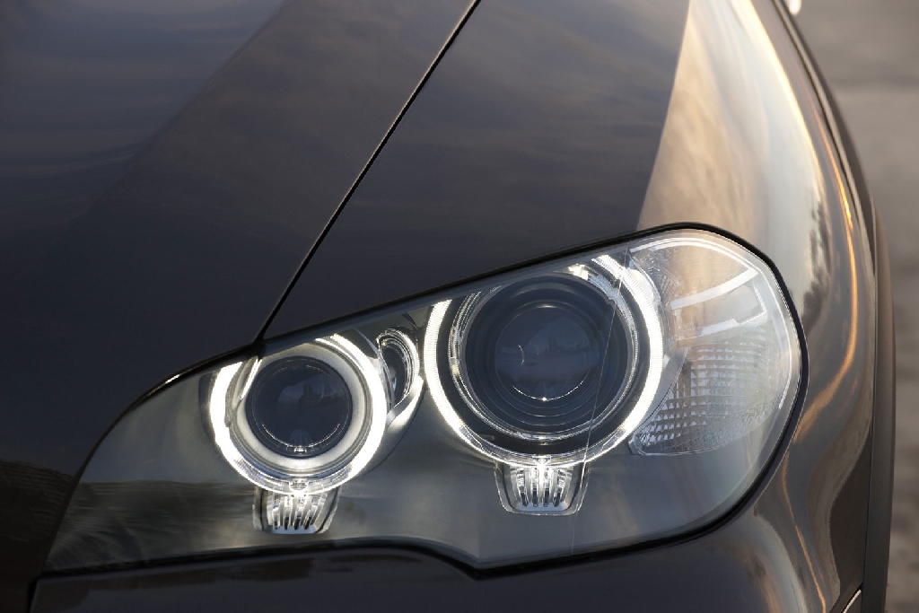 BMW X5 2010 16