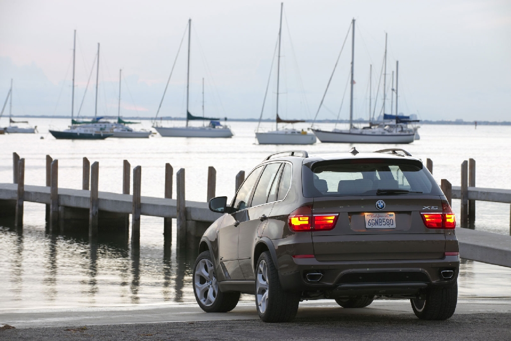 BMW X5 2010 21