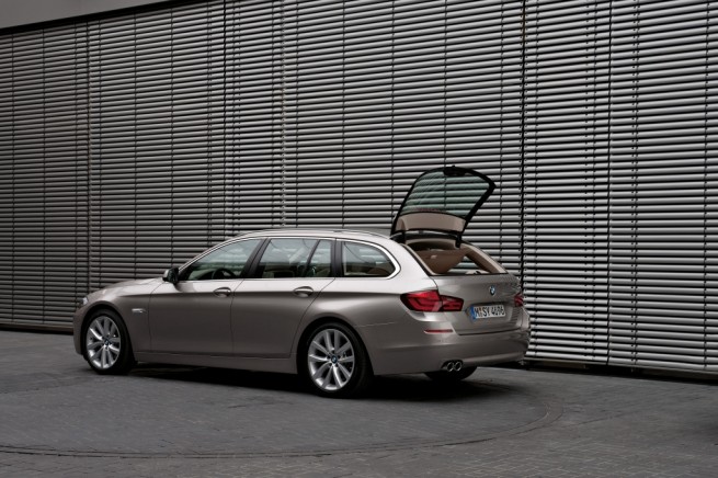 BMW Seria 5 Touring (sursa - BMW)