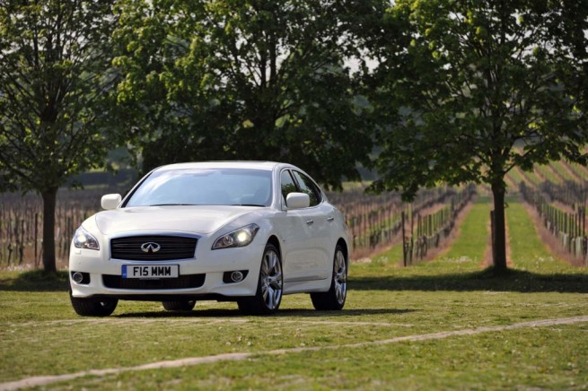 Infiniti M30d (sursa - Infiniti)